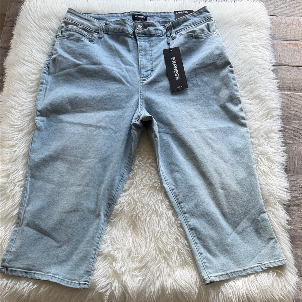 Express Women’s Capri High-Rise Hyper Stretch Jeans Size 16